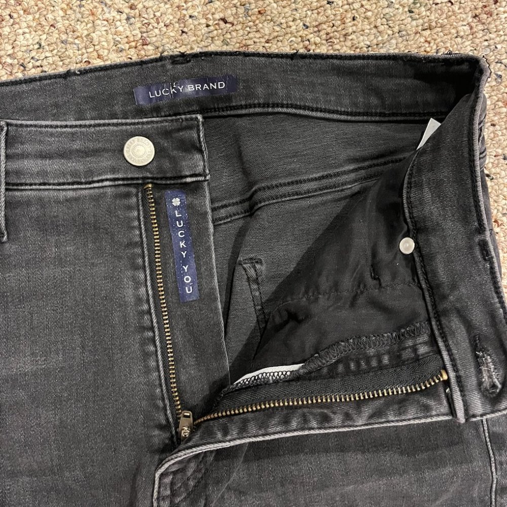 Lucky brand skinny jeans